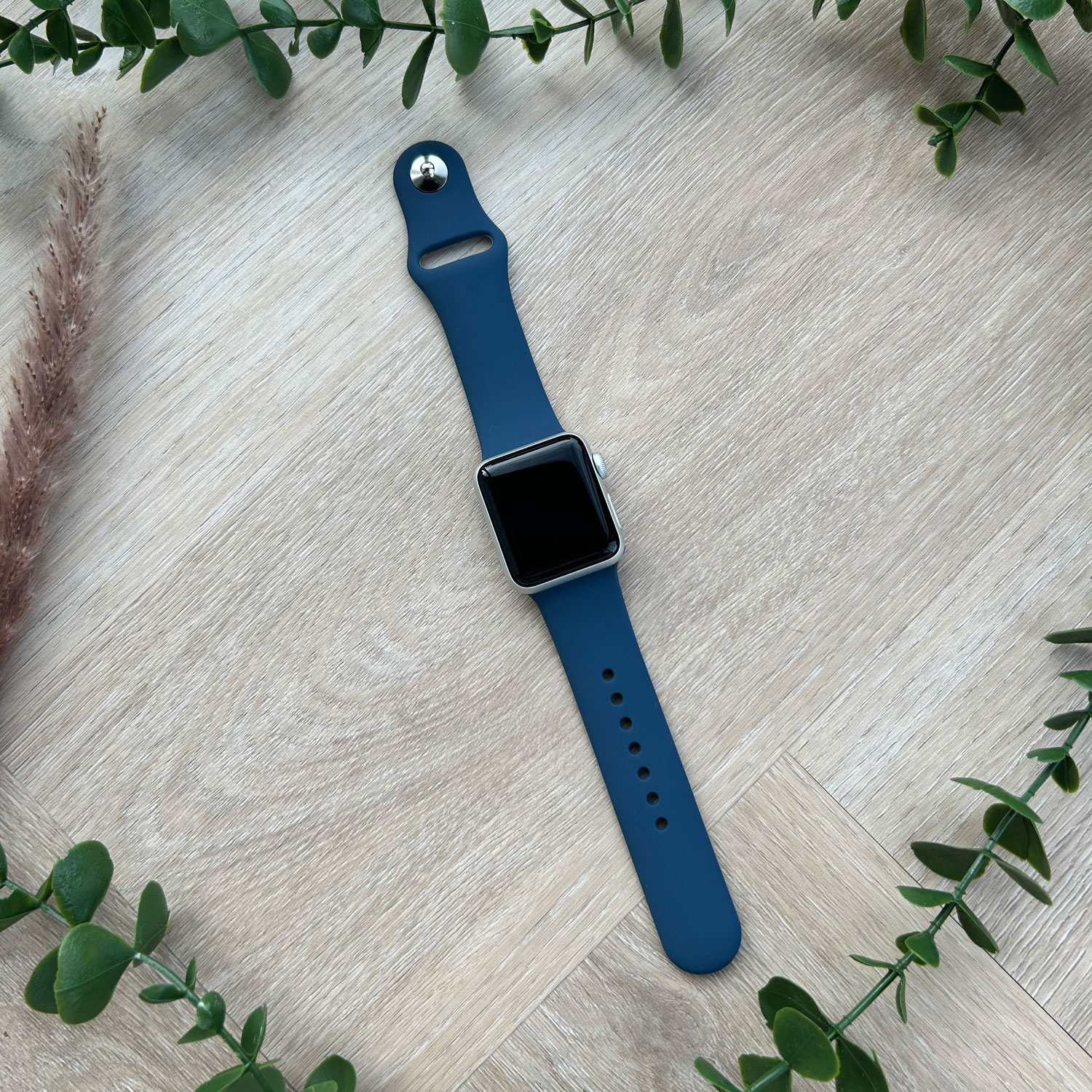 Apple Watch sport band - stormblauw - 7440850174125 - 123watches - Ideale bandje voor iedere sportliefhebber