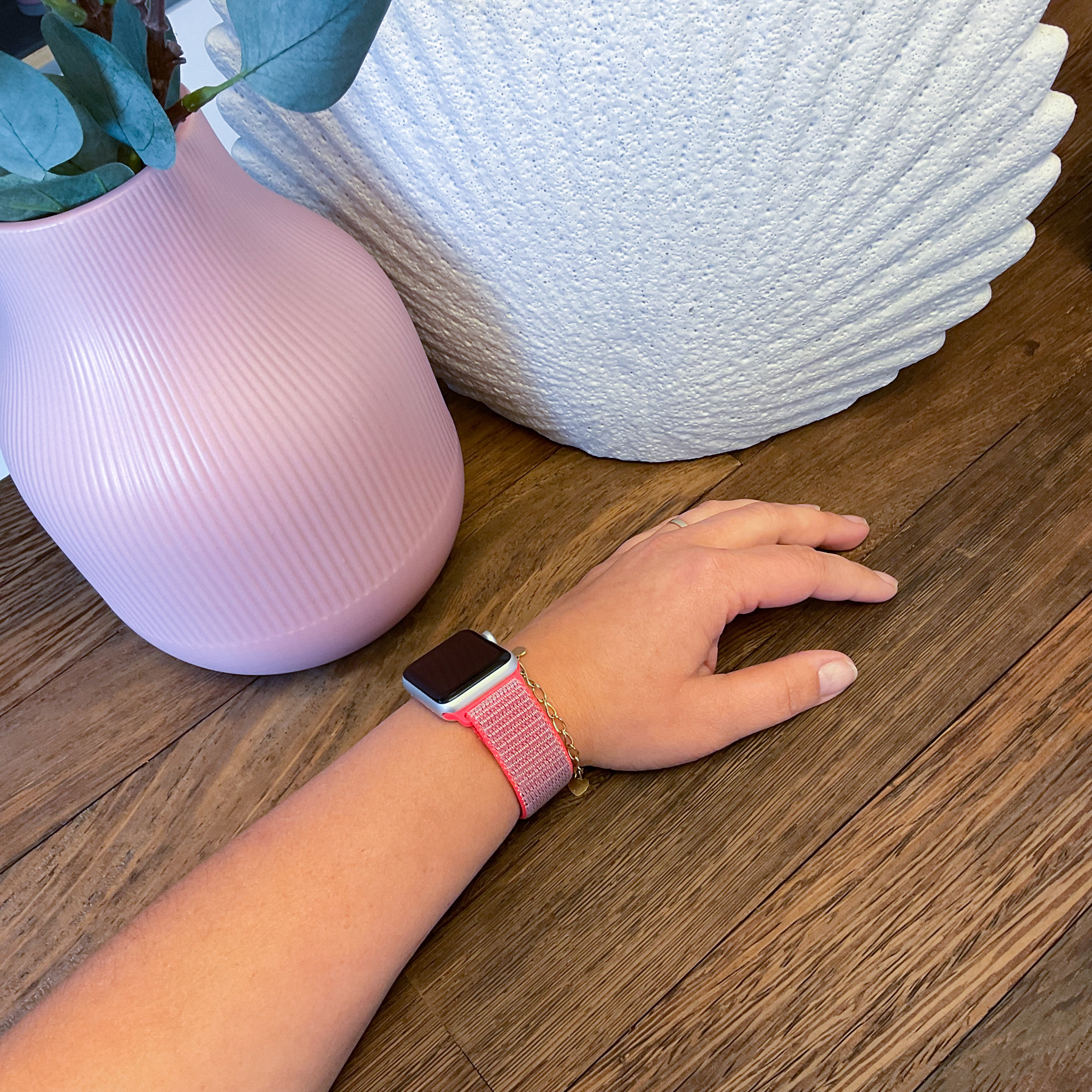 Apple Watch Nylon Sport Loop Strap - Pink Red